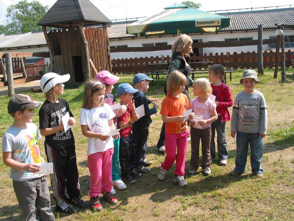 Mělník Zoopark Zelcin 빌라 외부 사진
