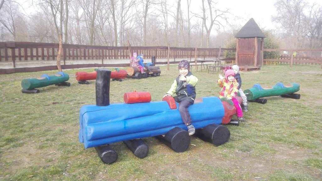 Mělník Zoopark Zelcin 빌라 외부 사진
