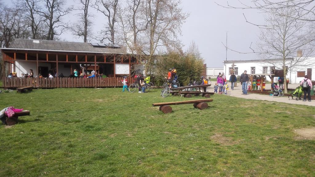 Mělník Zoopark Zelcin 빌라 외부 사진